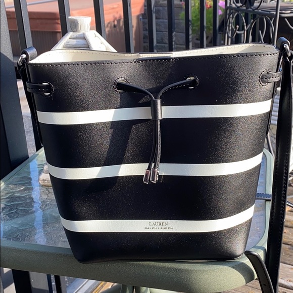🍂 LAUREN RALPH LAUREN BUCKET CROSSBODY BAG 🍂 - Picture 1 of 11